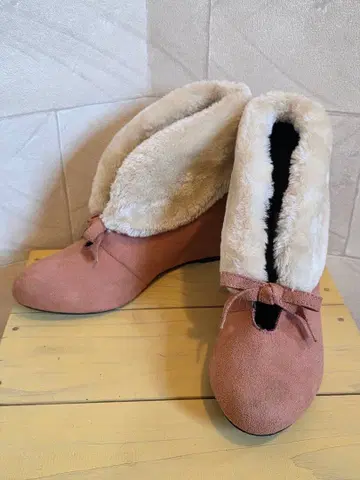 LD 프라임 핑크 스웨이드 퍼 부츠