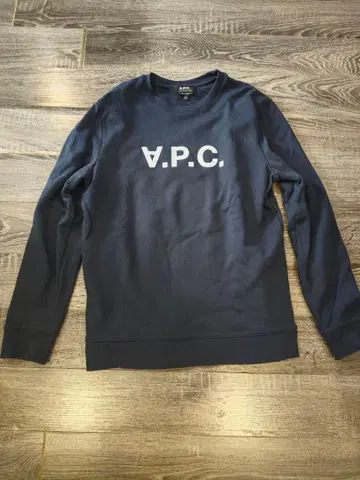 A.P.C. 네이비 로고 긴팔 티셔츠 XL