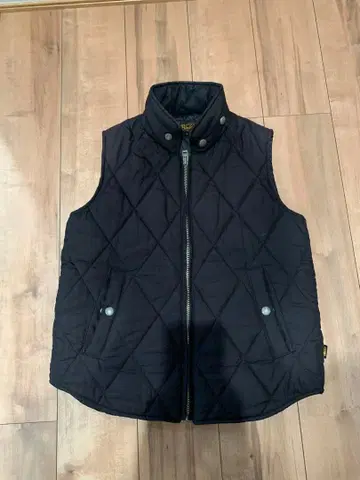 루드갤러리 블랙 레벨 퀼팅 다운 베스트 S