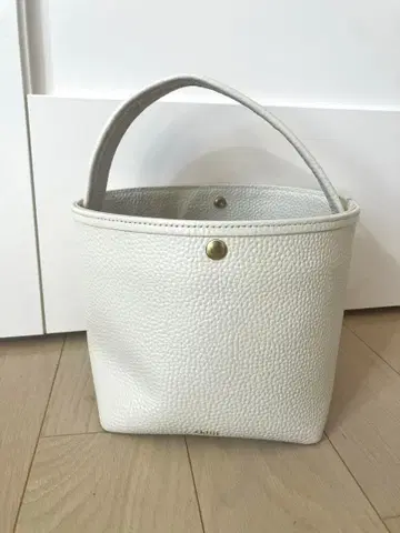 chiiiibag 가죽 바스켓 화이트