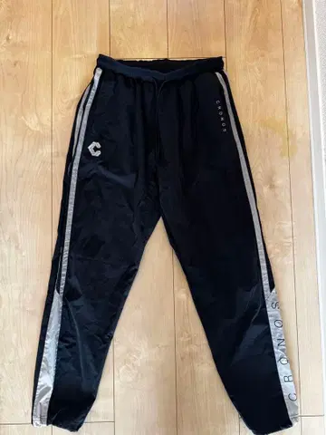 크로노스 블랙 조거 팬츠 L