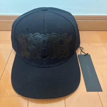 breath 블랙 캡 가죽 로고