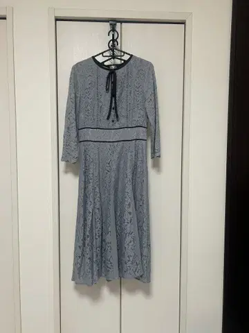 리랜드트루 원피스