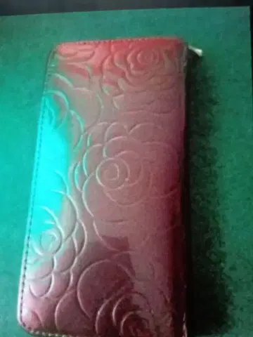 초특가.새상품! 꽃무늬 까멜리아 엠보싱 장지갑 퍼플
