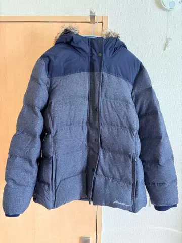 에디 바우어 네이비 후드 부착 다운 자켓