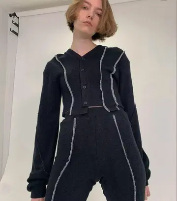 [ VIAVANDA ] CUTTING KNIT CARDIGAN