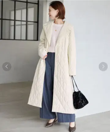 아이보리 퀼팅 롱 코트