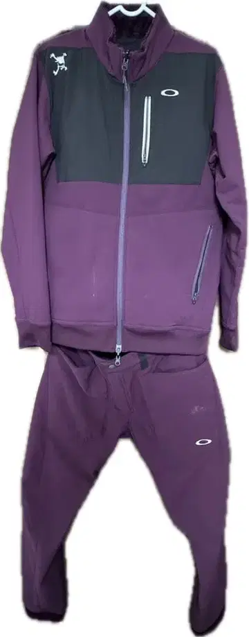 새상품급! Oakley Skull Reversible 2.0 상하의 세트