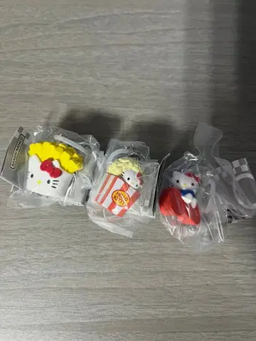 헬로키티 메지루시 액세서리 아메리칸 디자인