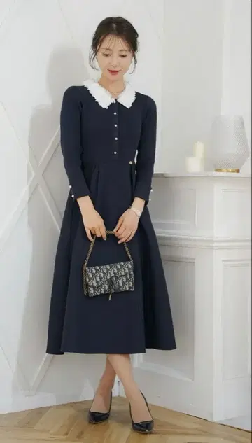 완판템 플라워 카라 부착 니트 원피스 le reve vaniller