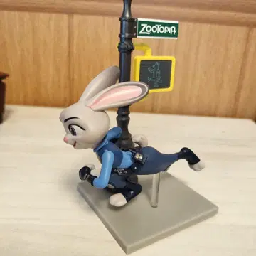 주토피아 주디 홉스 피규어