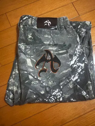 [ 즉완 ] ANTIMID 안티미드 리얼트리 데님 L 사이즈