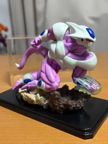 드래곤볼 액션 포즈 피규어 쿠우라 최종 형태