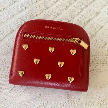 nike and - 하트 스터드 이단 접이식 지갑