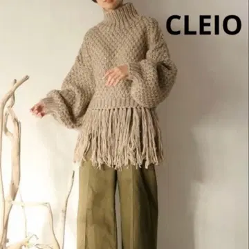 새상품급 CLEIO 핸드니트 프린지니트 베이지 F 긴팔니트