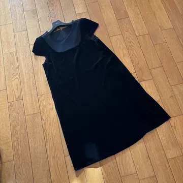 벨로아 느와르 FOXEY 뉴욕 원피스