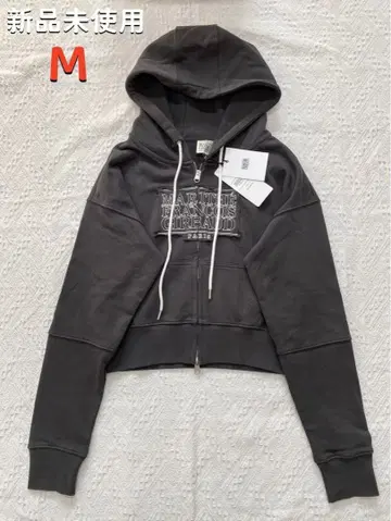 마리떼 프랑소와 저르보 그레이 크롭 후드티