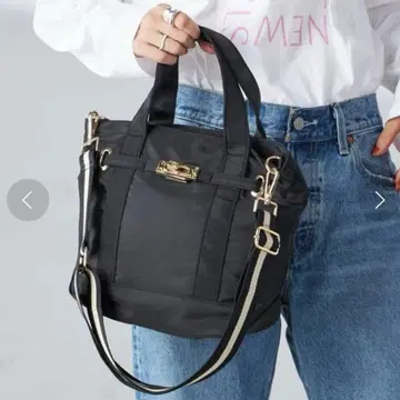 SHIPS 라인 테이프 숄더백 블랙