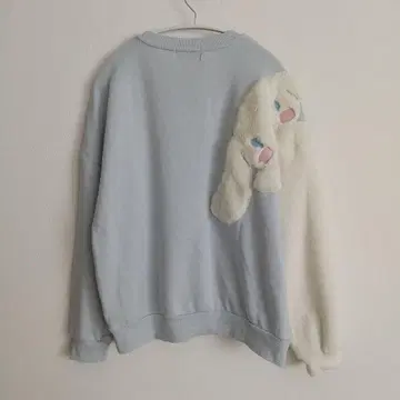 Avail Sanrio 시나모롤 트레이닝복