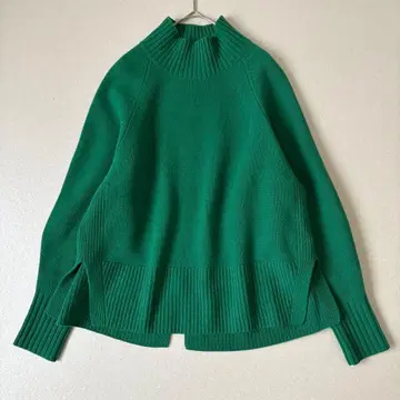 새상품급 그린 라벨 하이넥 울 니트 그린 F