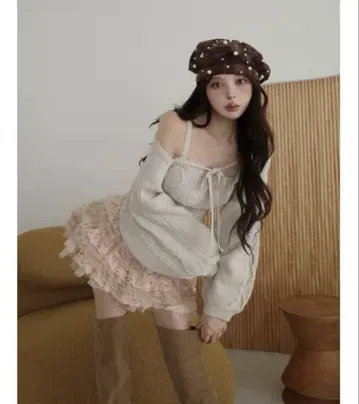 Darich 케이블 숏 니트 앙상블 ivo