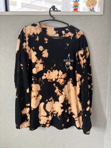 타이다이 패턴 그래픽 롱 T