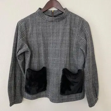 아이템즈 어반 리서치 퍼 트리밍 긴팔 상의