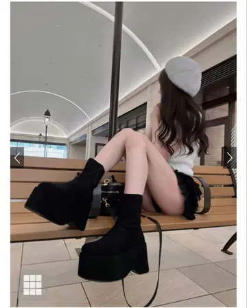 블랙 스웨이드 통굽 숏부츠 zr1140