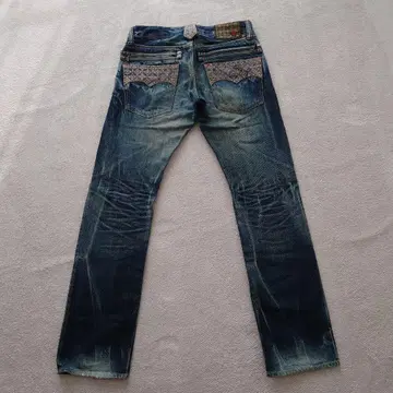 비추 쿠라시키 공방 데미지 디자인 청바지