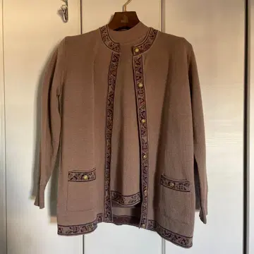 베이지 니트 앙상블