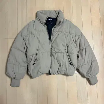 ZARA 베이지 다운 자켓