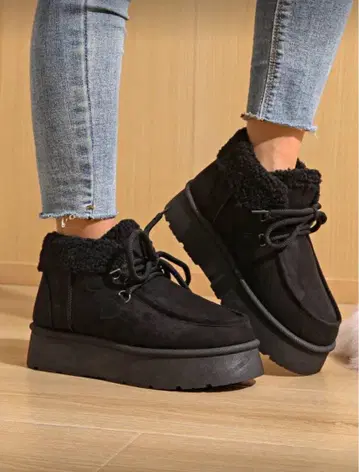 새상품 퍼 부츠 어그 부츠 블랙