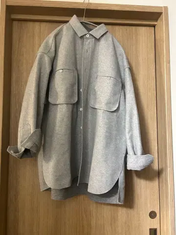 새상품급 카타니 셔츠 그레이 오버 사이즈 포켓 부착 셔츠 자켓