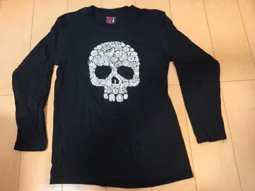 IN THE DARK 스컬 디자인 긴팔 T셔츠 L