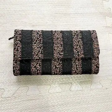 [ 새상품, 미사용 ] 인덴 장지갑 여성용 스트라이프 꽃무늬 블랙 핑크