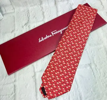 미사용품 페라가모 Ferragamo 넥타이 코끼리 패턴 케이스 포함