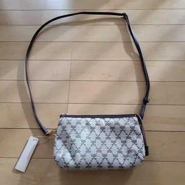 사자비 SAZABY 숄더백 미사용 새상품