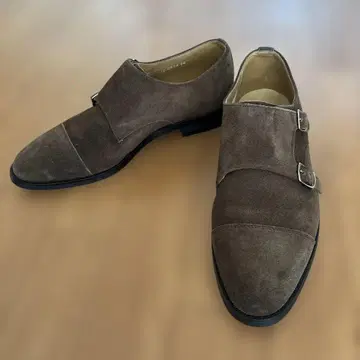 브라운 스웨이드 더블 몽크 스트랩 슈즈