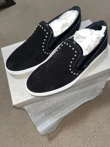 지미추 블랙 슬립온