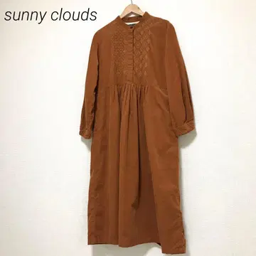 써니클라우드 코듀로이 자수 원피스