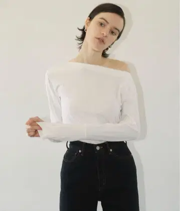 [새상품] 클라네 어레인지 보트넥 상의 2