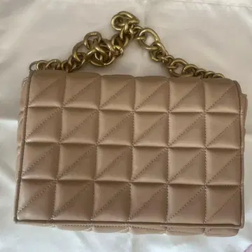 ZARA 베이지 퀼팅 가죽 숄더백