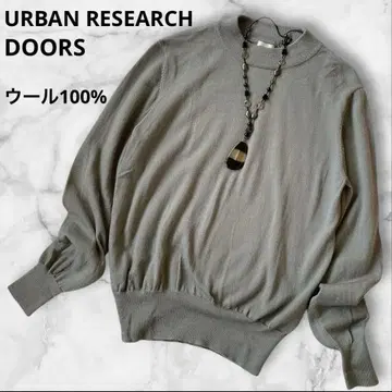 URBAN RESEARCH DOORS*고급 울 100% 니트탑