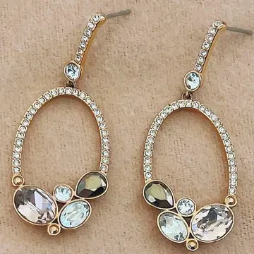 정품 스와로브스키 귀걸이