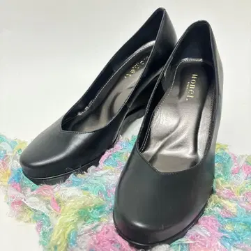 [ Monet ] 새상품급 블랙 라운드토 펌프스 3E 웨지솔