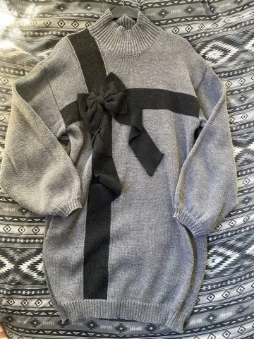 merry jenny 리본 포함 그레이 터틀넥 니트