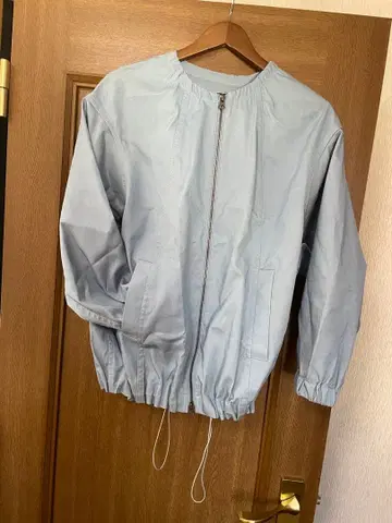 스태닝 루어 블루종