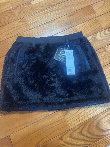 [ 새상품 ] PING 겨울용 스커트 S 복슬복슬 블랙 방한 따뜻 블랙