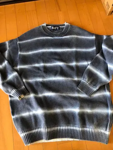 BoTT 스트라이프 니트 스웨터