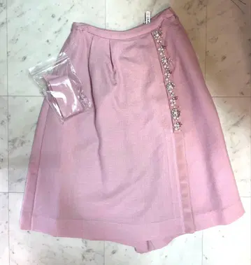 [하자품] Chesty 비즈 장식 핑크 랩스커트풍 큐롯